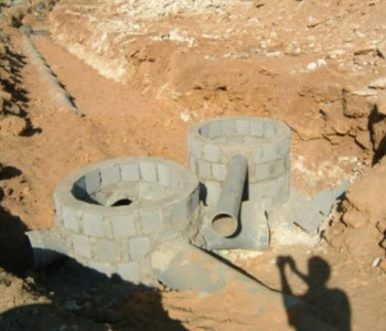 caixas de visita em blocos de betão