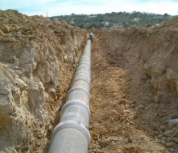 tubagem de esgotos em manilhas de betão