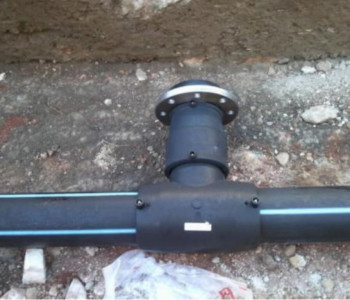 tubagem de polietileno em rede de águas